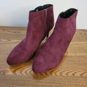 Kelly & Katie Adeelah Bootie